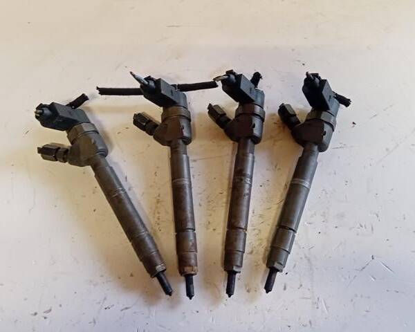 4 INIETTORI MERCEDES ML 2001 2.7 T.D. BOSCH 0445110035