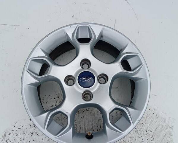 CERCHIO IN LEGA 15 FORD FIESTA 2012