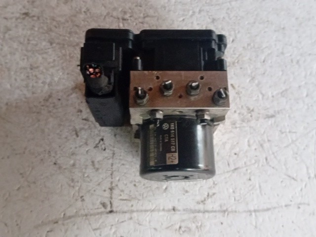 CENTRALINA ABS VOLKSWAGEN Golf 5 Plus 10021205614 CBZ benzina 1197 (04>13) - immagine 3