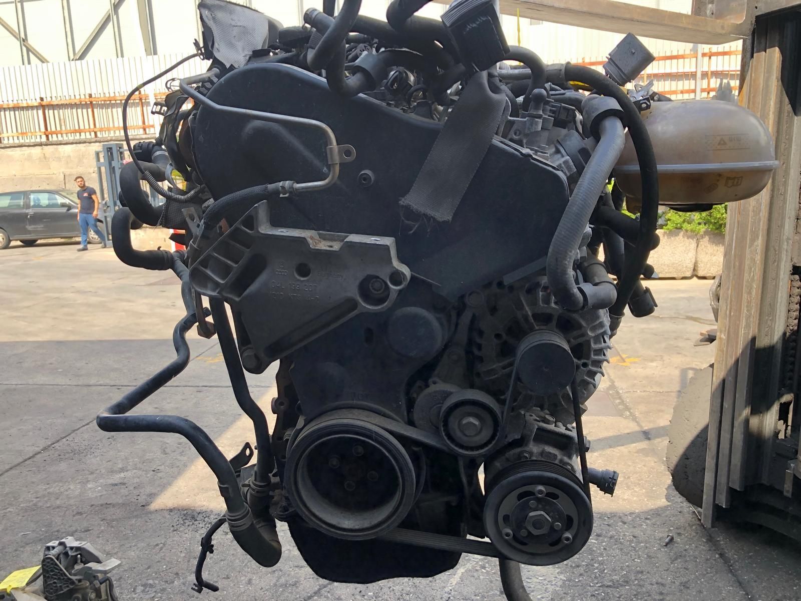 MOTORE COMPLETO PER VOLKSWAGEN Golf 7 Berlina CLH diesel 1598 (12>) - immagine 3