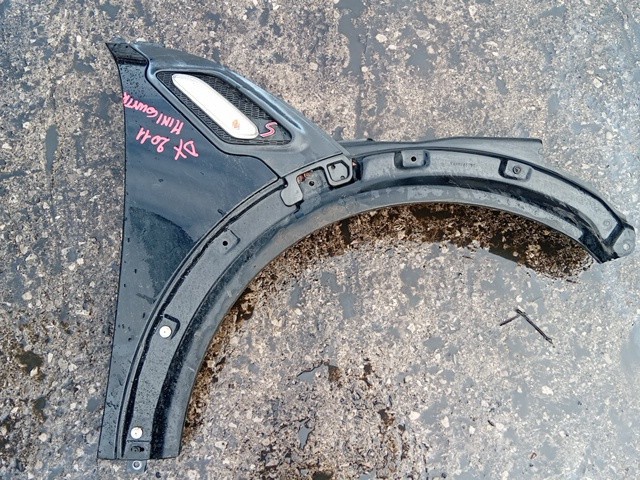 PARAFANGO ANTERIORE DESTRO PER MINI Countryman S (10>)