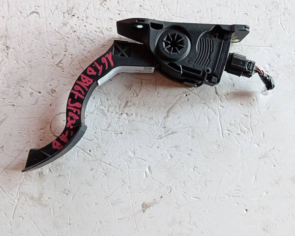 PEDALE ACCELERATORE PER MAZDA 3 Berlina Serie BV619F836AB (09>13)