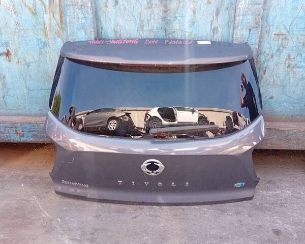 PORTELLONE POSTERIORE COMPLETO PER SSANGYONG Tivoli Serie 673 910 (15>)