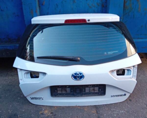 PORTELLONE POSTERIORE COMPLETO PER TOYOTA Yaris Serie 1NZ (17>20)