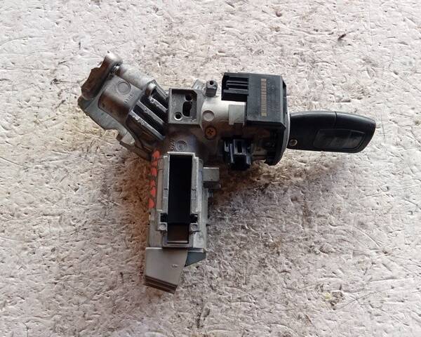 BLOCCASTERZO PER FORD Fiesta 6° Serie 8A6T15607AB (08>17)