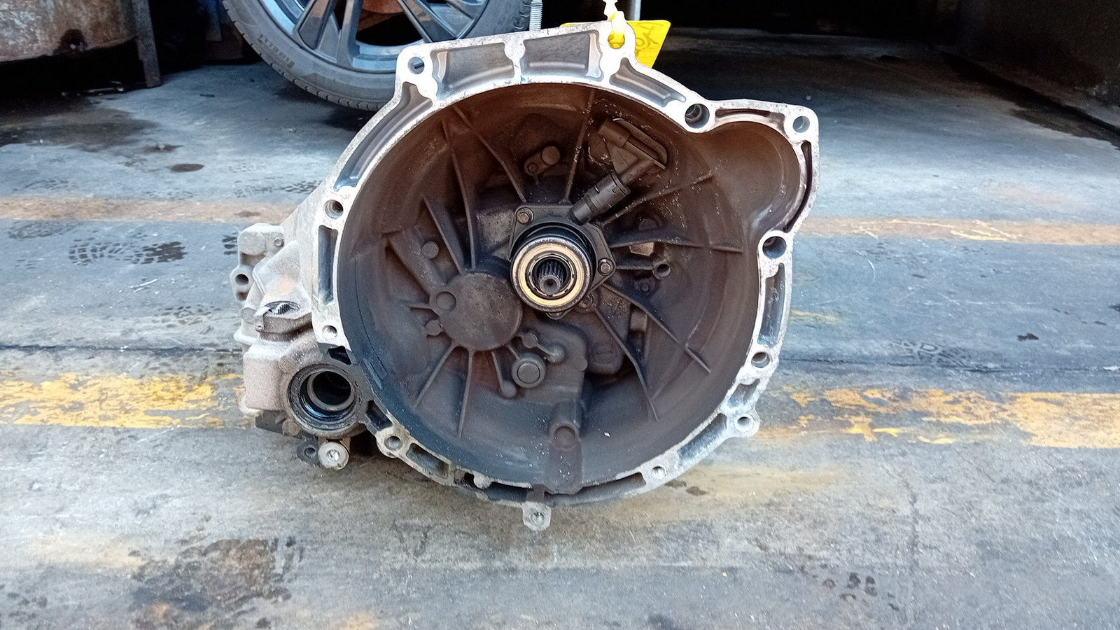 CAMBIO MANUALE COMPLETO PER FORD Fusion 1° Serie FYJA benzina 1596 (02>05)