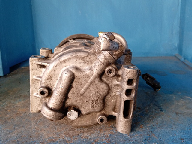 COMPRESSORE A/C PER HYUNDAI i30 Serie AN8AA01 benzina 1396 (07>11) - immagine 3