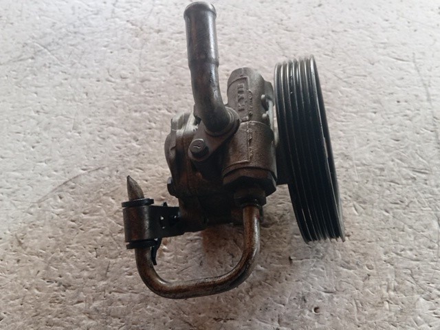 POMPA IDROGUIDA PER FORD Fiesta 5° Serie 2S6C3A696DD diesel 1399 (05>08) - immagine 4