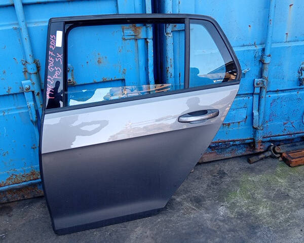 PORTIERA POSTERIORE SINISTRA PER VOLKSWAGEN Golf 7 Berlina CLH (12>)