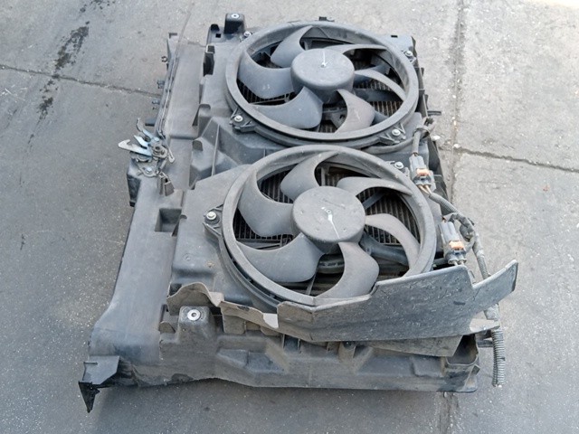 CALANDRA CON KIT RADIATORI PER CITROEN Jumpy 3° Serie 9h07 diesel 1560 (07>) - immagine 4