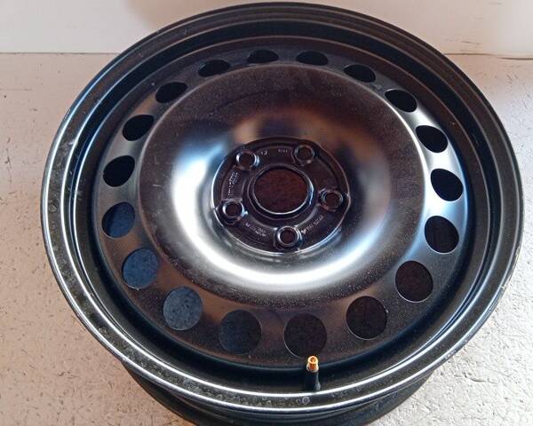 CERCHIO IN FERRO PER AUDI A3 Sportback (8V4) (16>)