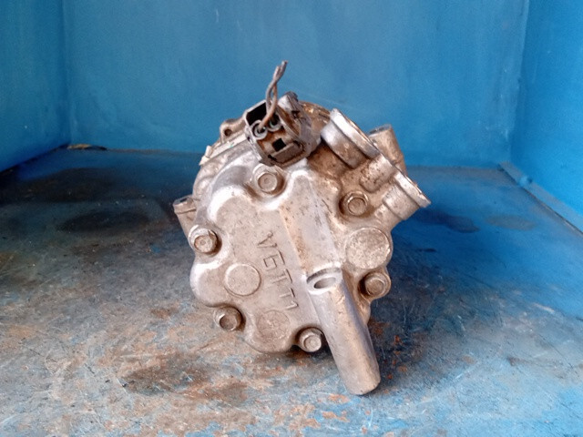 COMPRESSORE A/C PER LANCIA Delta 3° Serie 51820448 diesel 1598 (08>11) - immagine 3