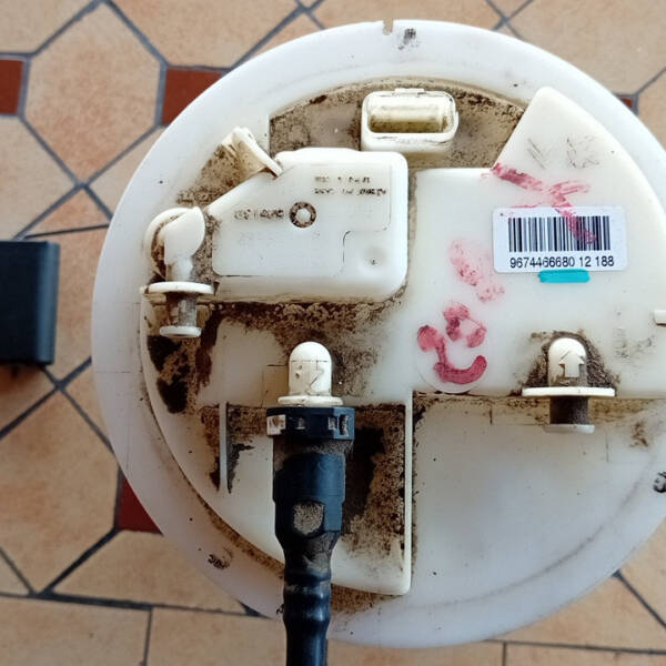 POMPA CARBURANTE PER PEUGEOT 208 VAN 9674466680 benzina 1199 (12>19)