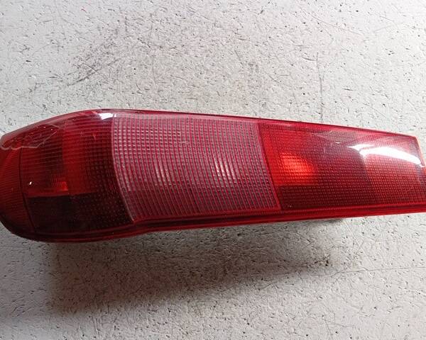 STOP FANALE POSTERIORE DESTRO PER FIAT Punto Berlina 5P 176B4.000 (93>99)