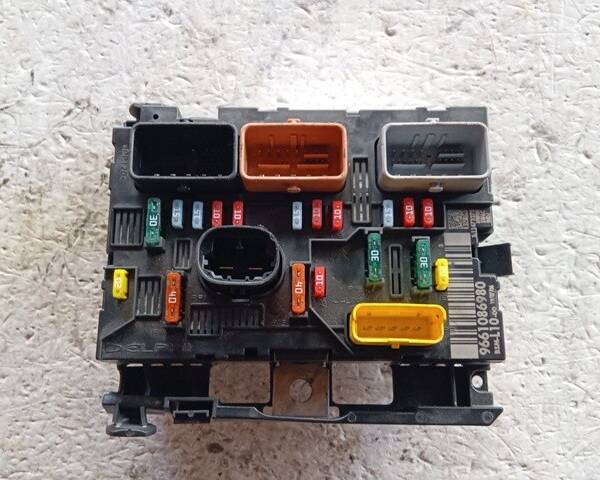 BODY COMPUTER PER PEUGEOT 207 1° Serie 9661086980 (06>09)