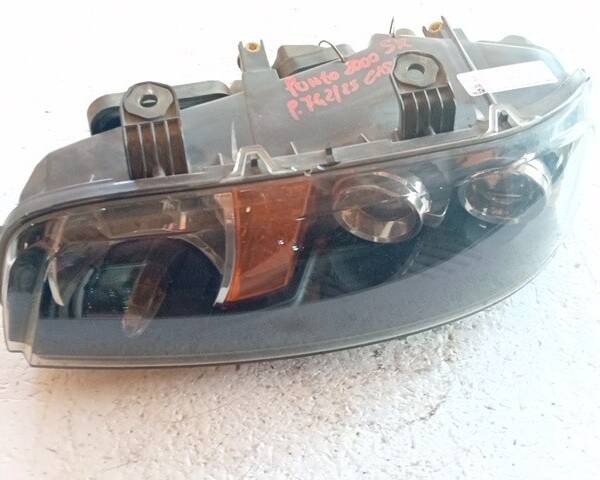 FARO ANTERIORE SINISTRO PER FIAT Punto Berlina 5P 2° Serie 89100449 (99>03)