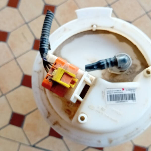 POMPA CARBURANTE PER LANCIA Ypsilon 1° Serie 51836519 benzina 1242 (03>06)