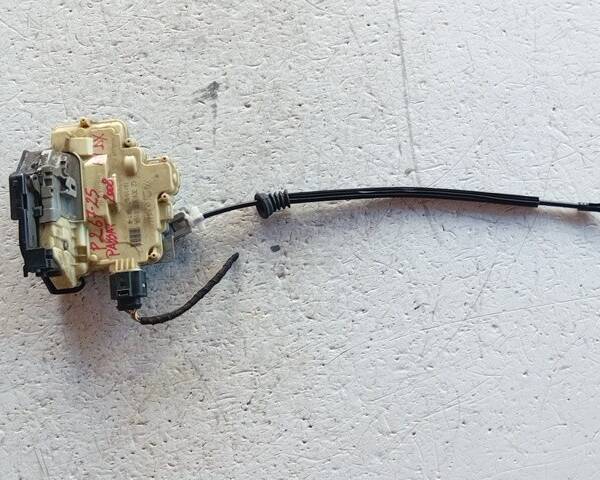SERRATURA ANTERIORE DESTRA PER VOLKSWAGEN Passat Berlina 4° Serie CZ3C1837 (05