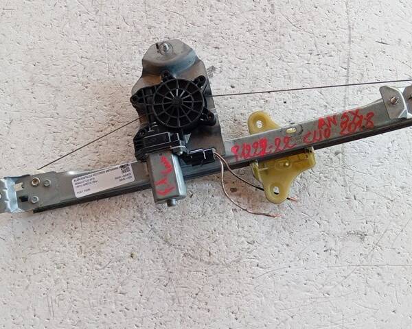 ALZACRISTALLO ELETTRICO ANT. SX PER RENAULT Clio Serie IV (12>19)