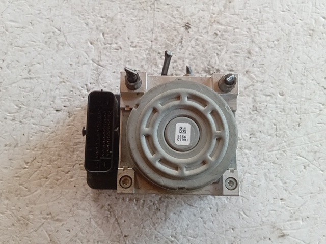 CENTRALINA ABS PER PEUGEOT 2008 Serie 10022014554 HM05 benzina 1199 (19>)