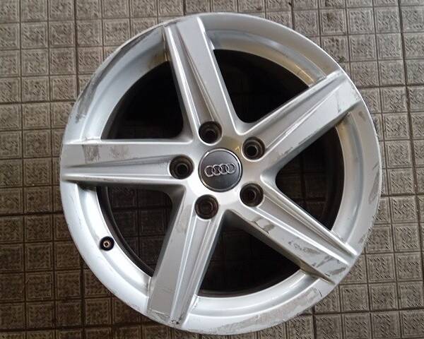 CERCHIO IN LEGA PER AUDI A3 Sportback Serie (8VF) DGT (16>)