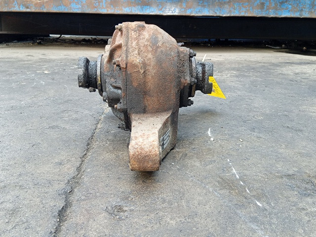 DIFFERENZIALE POSTERIORE PER FIAT Campagnola AR 76 4451392 diesel 2500 (51>73) - immagine 4