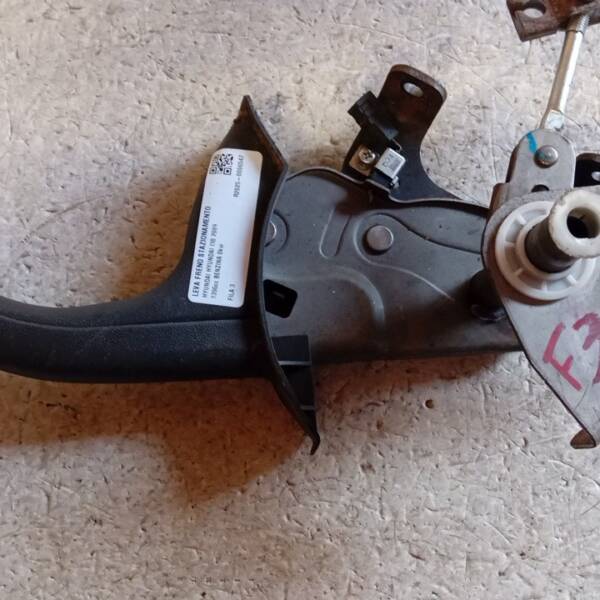 LEVA FRENO A MANO PER HYUNDAI i30 CW (08>12)