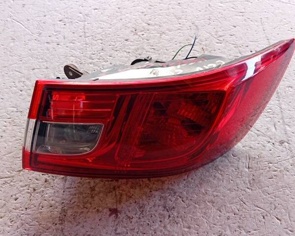 STOP FANALE POSTERIORE DESTRO PER RENAULT Clio Serie IV 7701039013 K9KC6 (12>19
