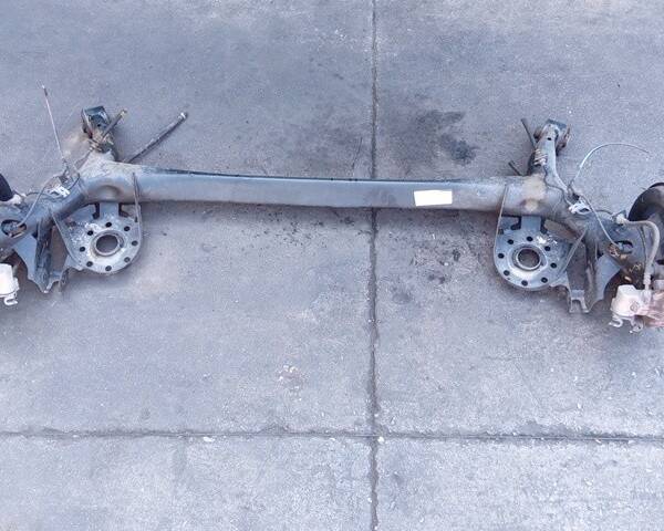 ASSALE POSTERIORE PER TOYOTA Yaris Serie 1NZ hybrid 1497 (17>20)