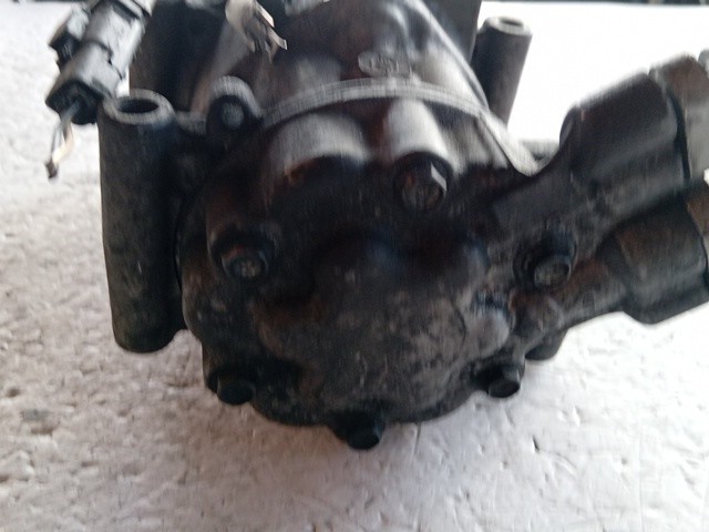 COMPRESSORE A/C PER RENAULT Clio Serie 8200357173 benzina 1149 (01>05) - immagine 5