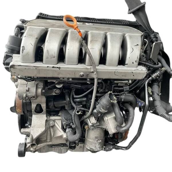 MOTORE COMPLETO PER VOLKSWAGEN Passat Berlina 4° Serie AXZ benzina 3168 (05>10)