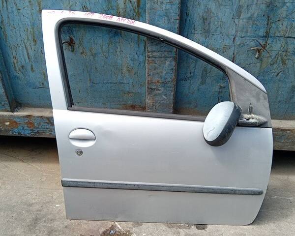 PORTIERA ANTERIORE DESTRA PEUGEOT 107 1° Serie 1KR (05>)