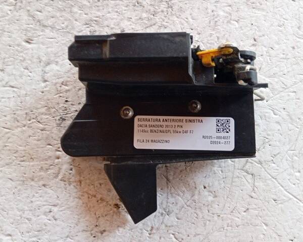 SERRATURA ANTERIORE SINISTRA PER DACIA Sandero Serie II D4F F7 (12>20)