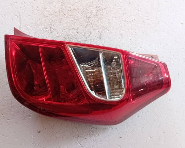 STOP FANALE POSTERIORE DESTRO PER HYUNDAI i10 2° Serie 924020X110 (11>)