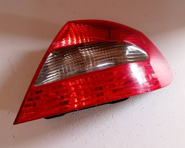 STOP FANALE POSTERIORE DESTRO PER MERCEDES CLK Cabrio W209 A2098201664 (03>)