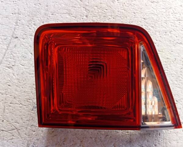 STOP POSTERIORE DESTRO INTEGRATO NEL PORTELLO PER CHEVROLET Orlando 1° Serie F