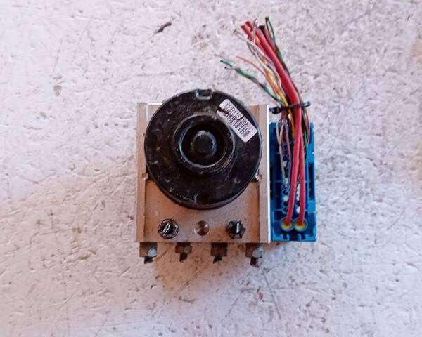 CENTRALINA ABS PER RENAULT Twingo II serie 10020702114 benzina 1149 (07>14)