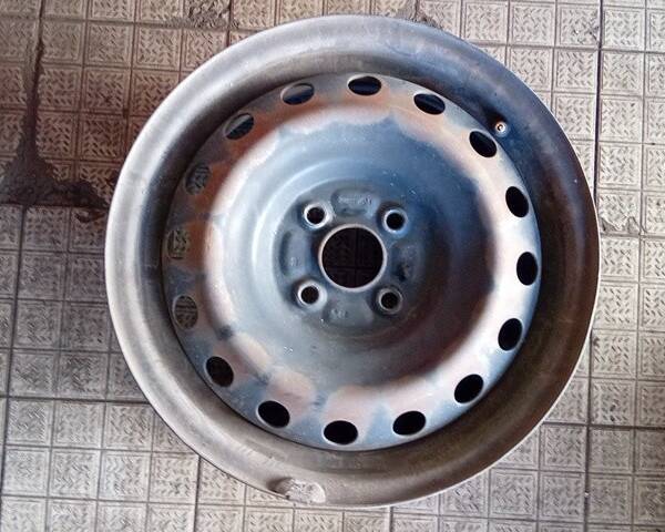 CERCHIO IN FERRO PER TOYOTA Yaris Serie 1KR FE (08>11)
