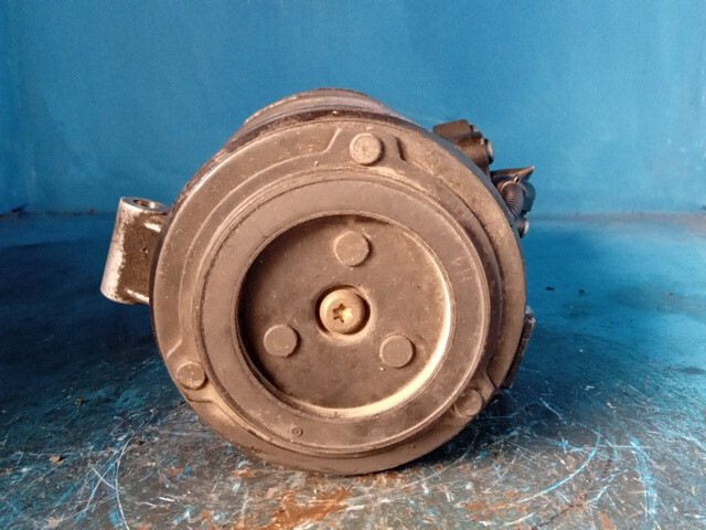 COMPRESSORE A/C PER BMW Serie 3 E90 Berlina 64526905643 diesel 1995 (05>08) - immagine 5