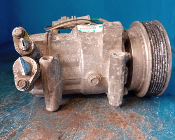 COMPRESSORE A/C PER RENAULT Clio Serie 8200819568A benzina 1149 (04>08)