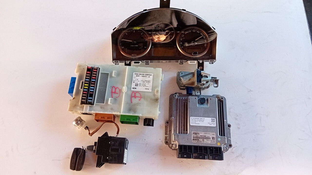 KIT ACCENSIONE PER LAND ROVER Freelander 3° Serie 0281013202 224DT diesel 2179