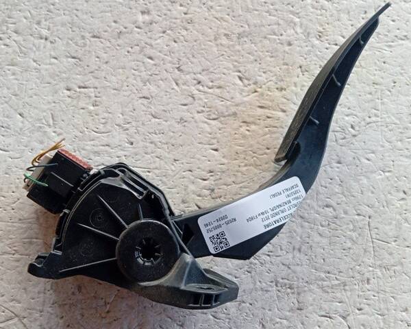 PEDALE ACCELERATORE PER CHEVROLET Orlando 1° Serie 13253781 (10>14)
