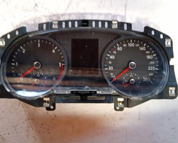 CONTACHILOMETRI PER VOLKSWAGEN Golf 7 Berlina 5G1920731 (12>)