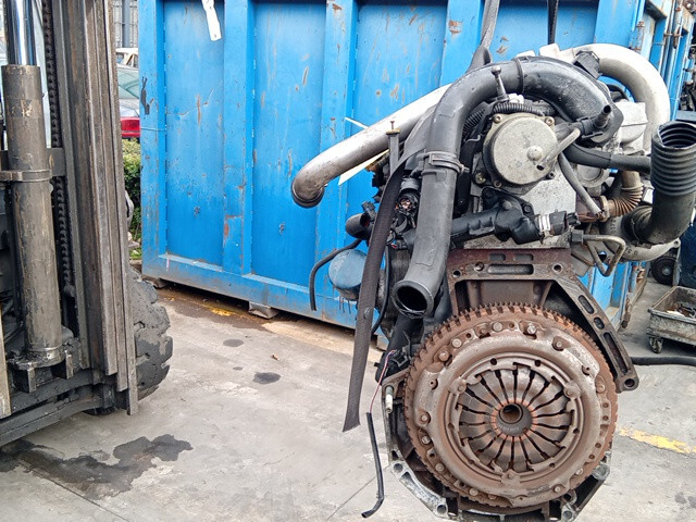 MOTORE COMPLETO PER RENAULT Scenic Serie K9K F2 diesel 1461 (03>09) - immagine 3