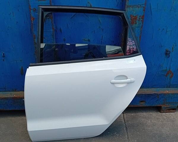 PORTIERA POSTERIORE SINISTRA PER VOLKSWAGEN Polo 5° Serie CFW (09>17)