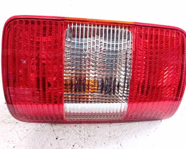 STOP FANALE POSTERIORE DESTRO PER VOLKSWAGEN Caddy 3° Serie BSX (04>10)