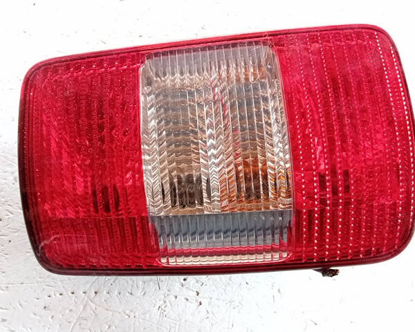 STOP FANALE POSTERIORE SINISTRO PER VOLKSWAGEN Caddy 3° Serie 2K0945111A (04>1