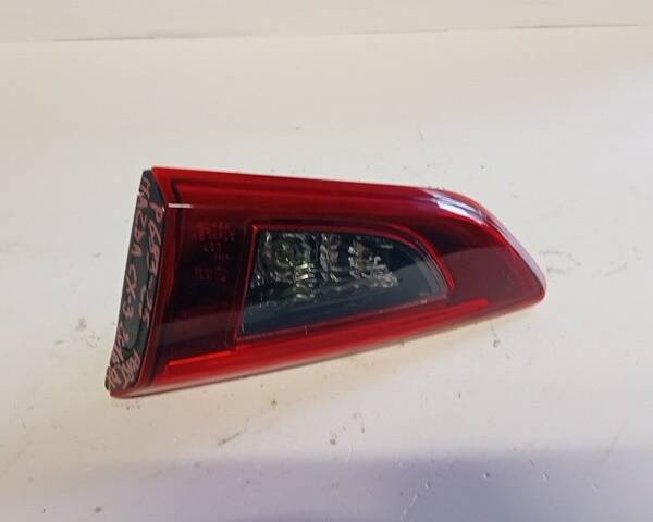 STOP POSTERIORE DESTRO INTEGRATO NEL PORTELLO PER MAZDA CX3 Serie DB3D513F0 (15