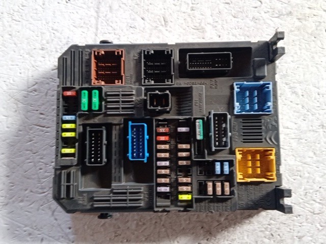 BODY COMPUTER PER CITROEN C3 Serie 9819851180 (16>)