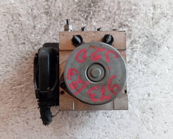 CENTRALINA ABS PER HYUNDAI i30 CW 589101J270 benzina 1248 (08>12)